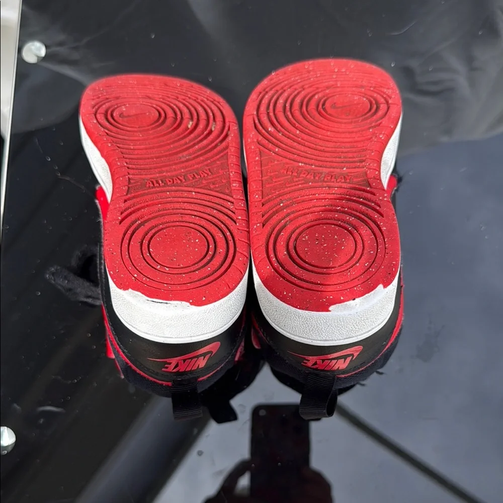 Nike Black and Red Air Max Sneakers - Picture 10 of 11